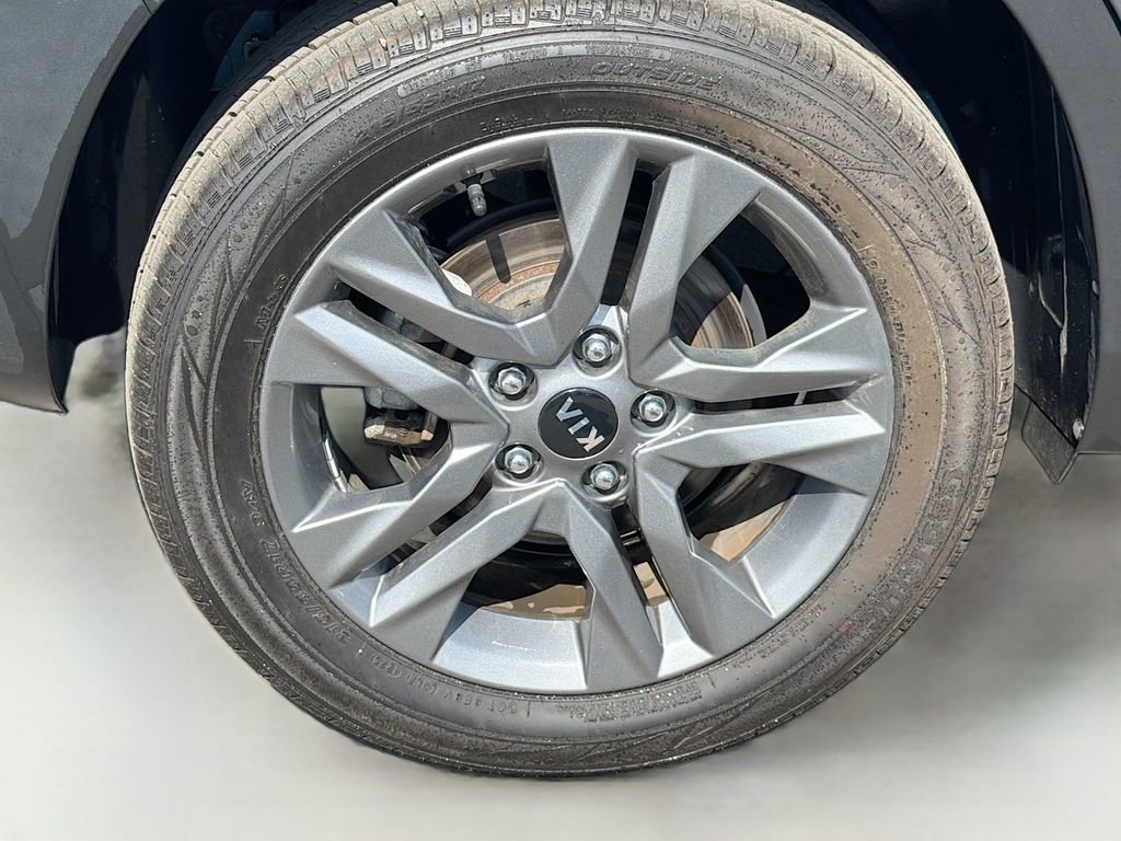 Used 2021 Kia Seltos LX image 10
