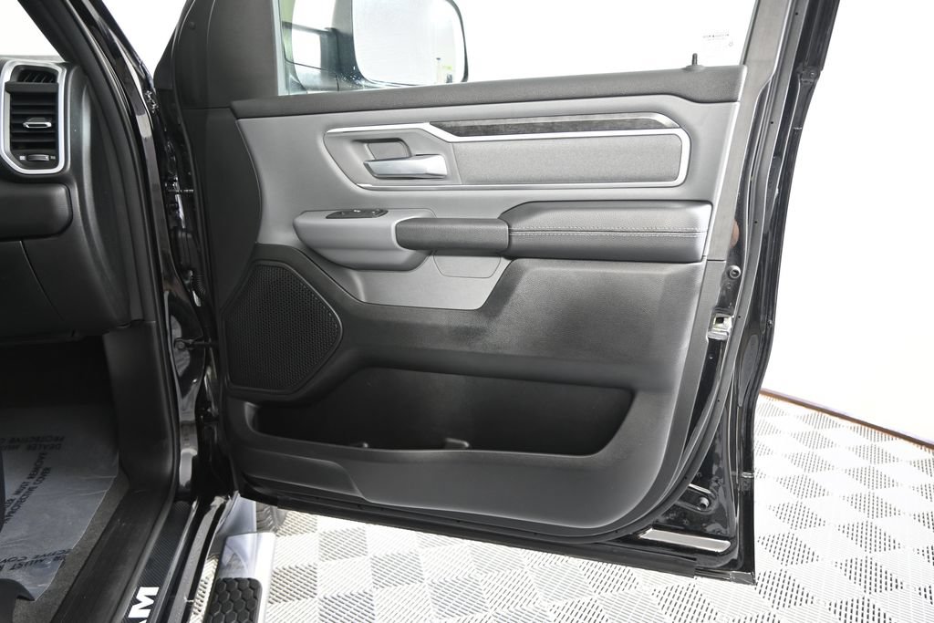 Used 2022 RAM 1500 Big Horn AWD/4WD image 13