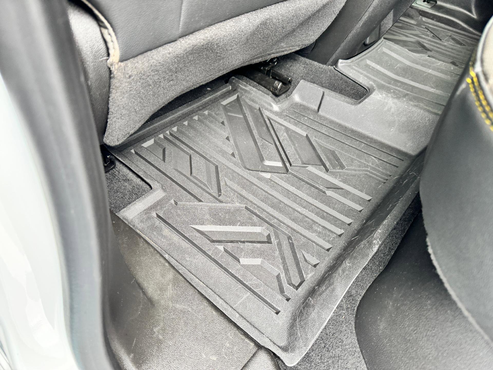 Used 2024 Chevrolet Colorado ZR2 w/ ZR2 Convenience Package III image 15