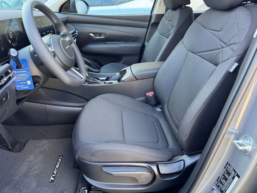 New 2026 Hyundai Tucson SE image 6