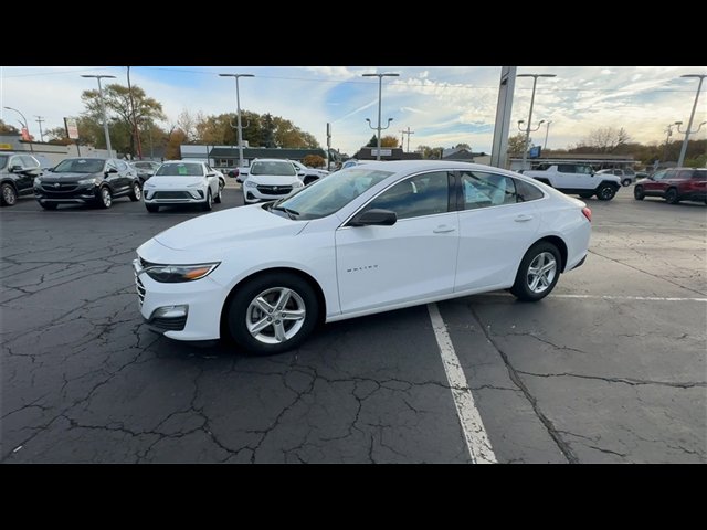 Certified 2022 Chevrolet Malibu LS w/ LPO, Convenience Package 1 image 4