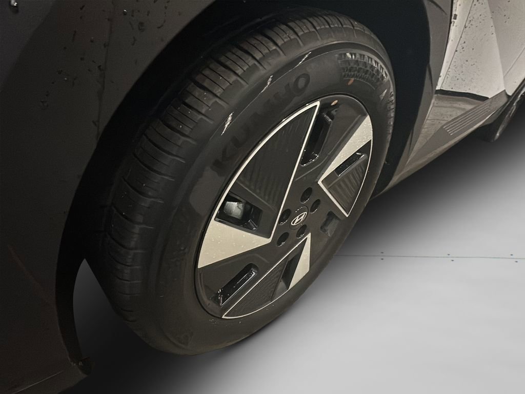 New 2026 Hyundai Ioniq 5 SEL image 8