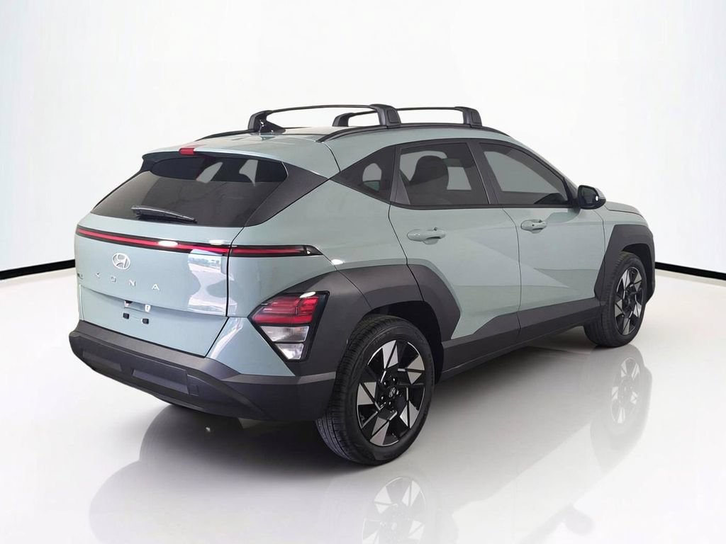 Used 2025 Hyundai Kona SEL FWD image 5
