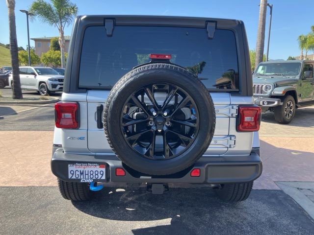 Used 2023 Jeep Wrangler Unlimited Sahara w/ Cold Weather Group image 7