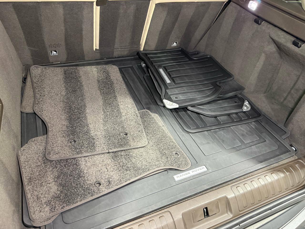 Used 2019 Land Rover Range Rover Sport HSE image 36