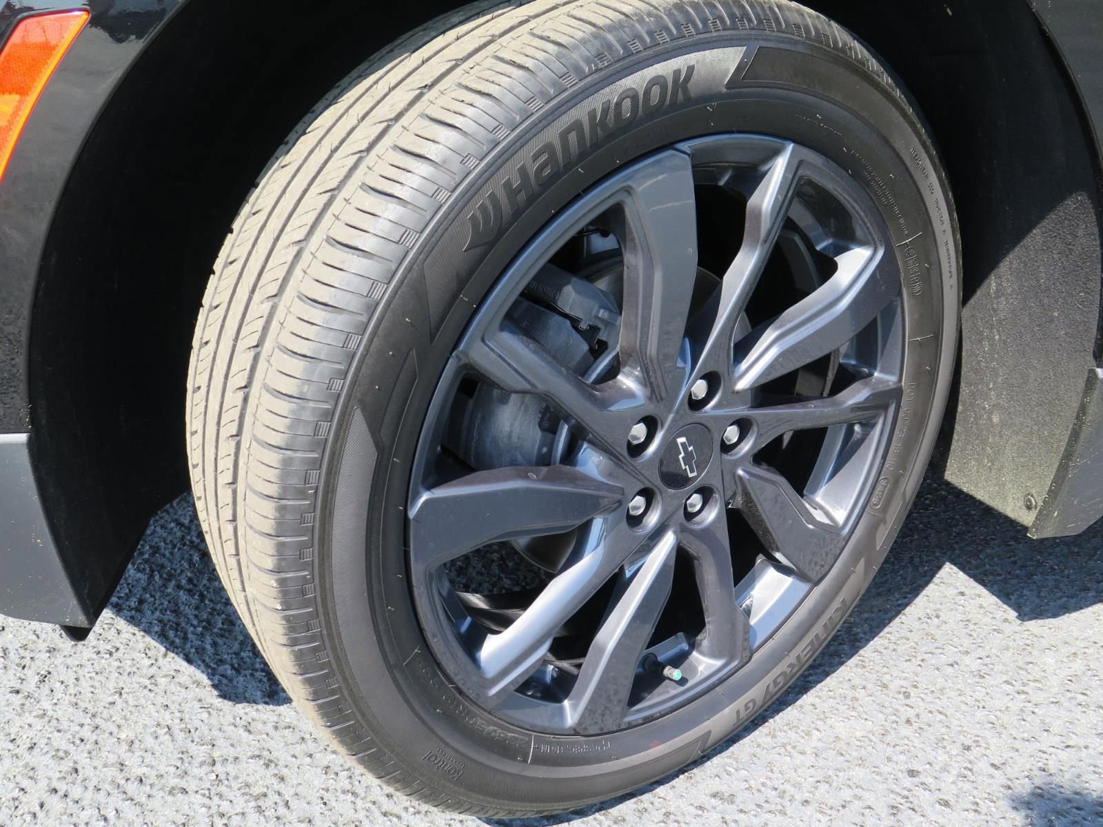 Used 2024 Chevrolet Equinox RS w/ RS Leather Package image 18