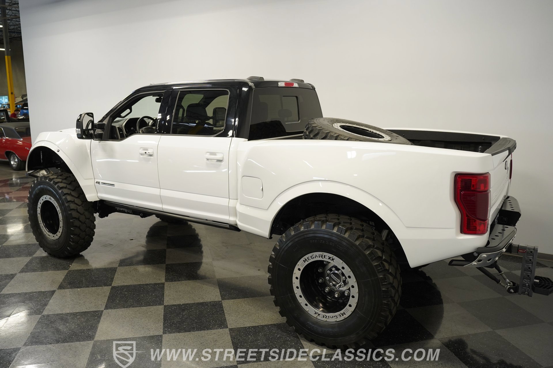 Used 2022 Ford F250 Lariat w/ Lariat Ultimate Package image 24