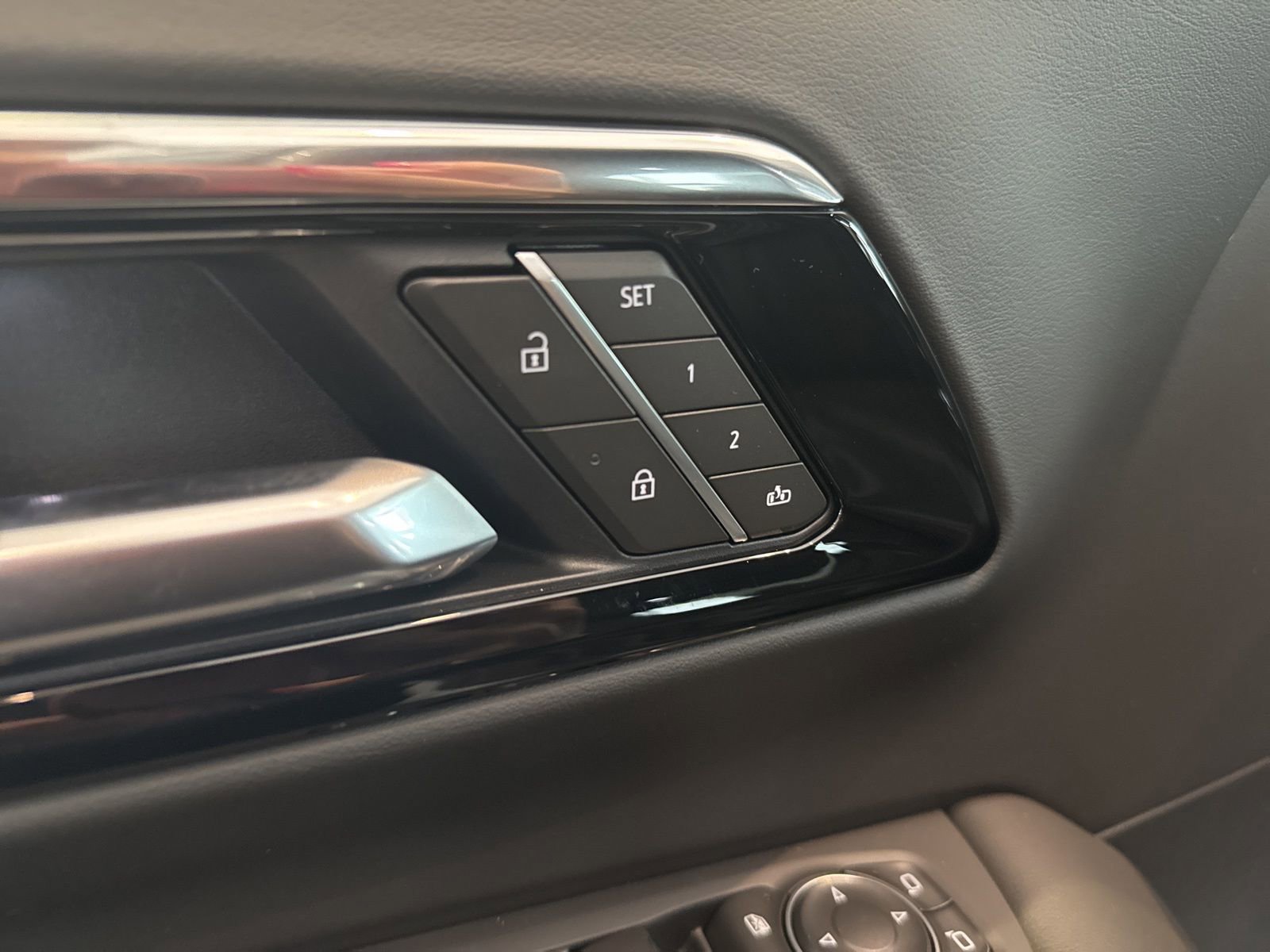 New 2026 Chevrolet Tahoe High Country w/ Sun And Tow Package image 21