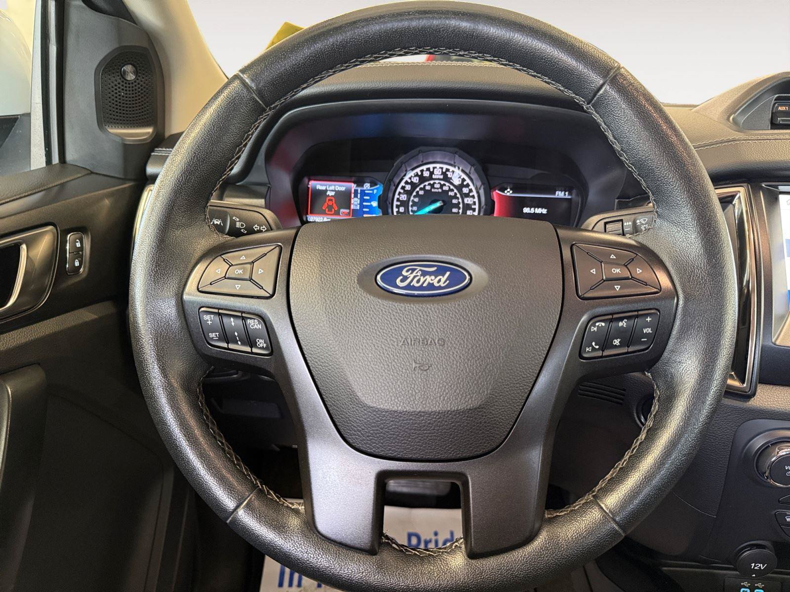 Used 2023 Ford Ranger Lariat w/ Tremor Off-Road Package AWD/4WD image 16
