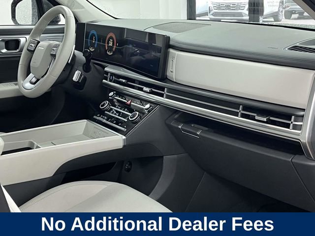 Used 2025 Hyundai Santa Fe SE FWD image 28