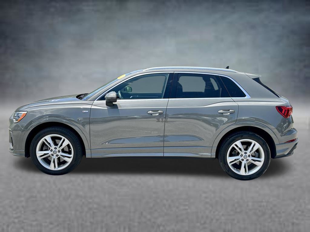 Used 2020 Audi Q3 2.0T Premium w/ Convenience Package AWD/4WD image 9