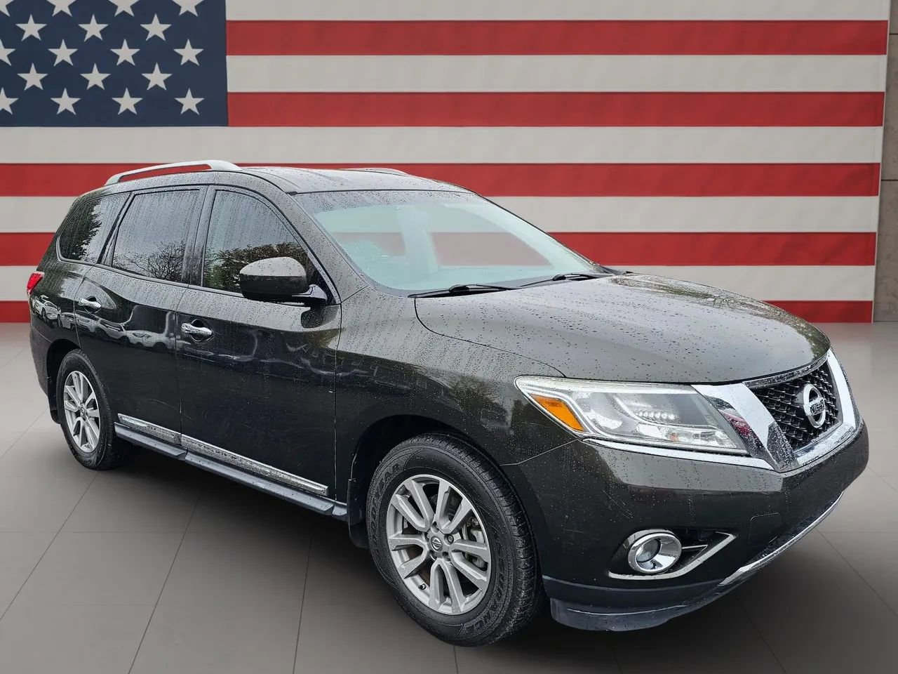 Used 2016 Nissan Pathfinder SL w/ Trailer Tow Package