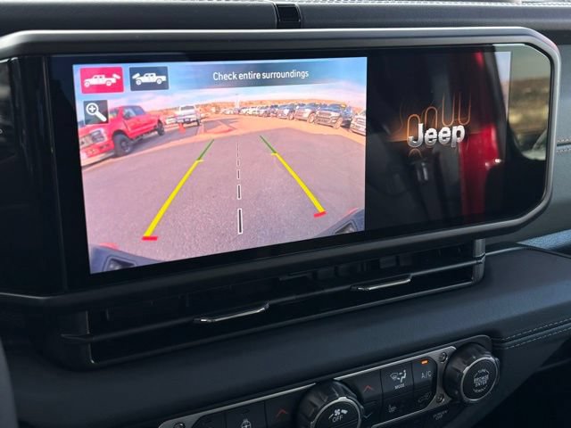 New 2026 Jeep Gladiator Mojave w/ Technology Group AWD/4WD image 37