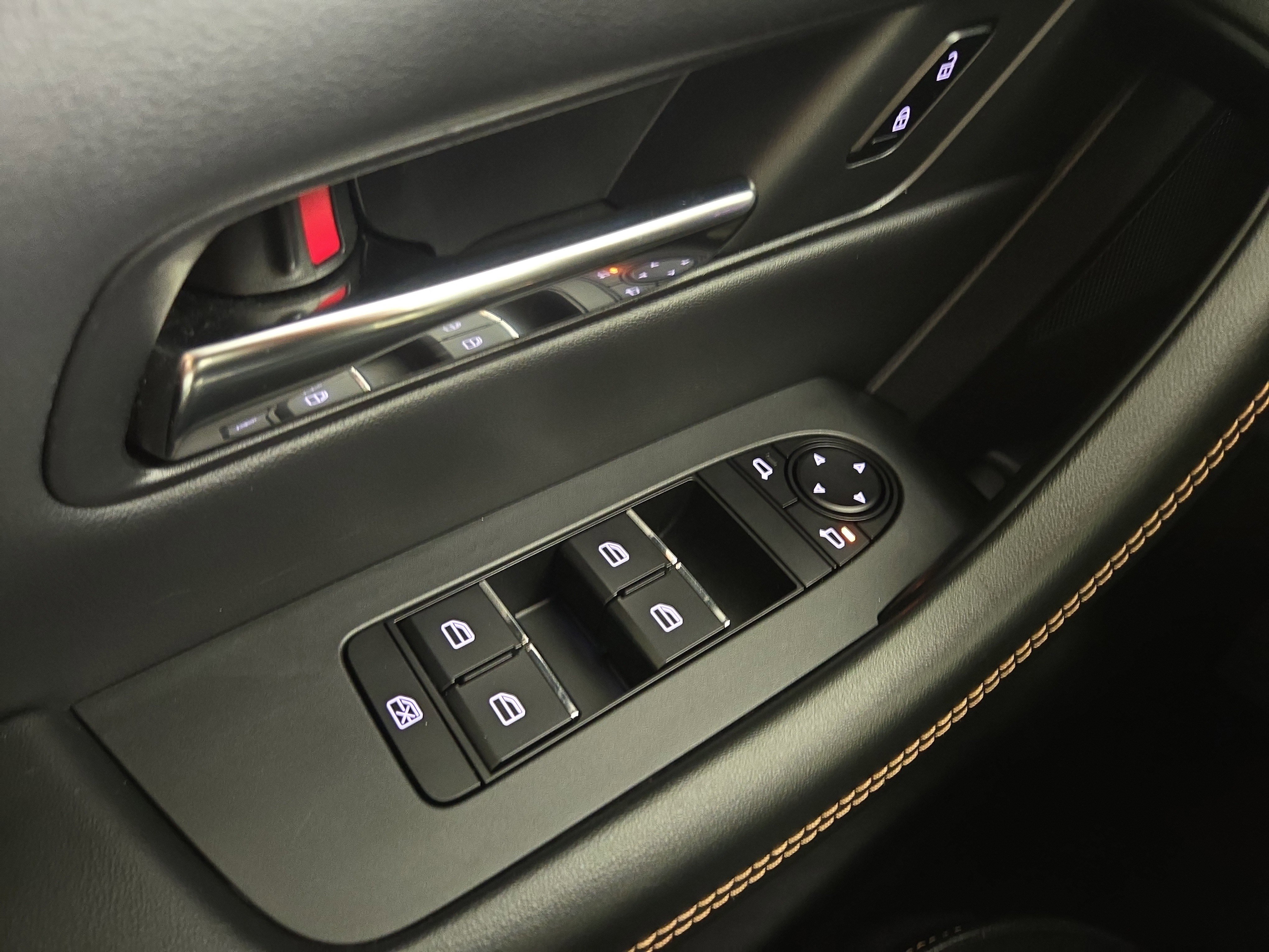 Used 2025 MAZDA CX-90 3.3 Turbo w/ Premium Sport Pkg image 30