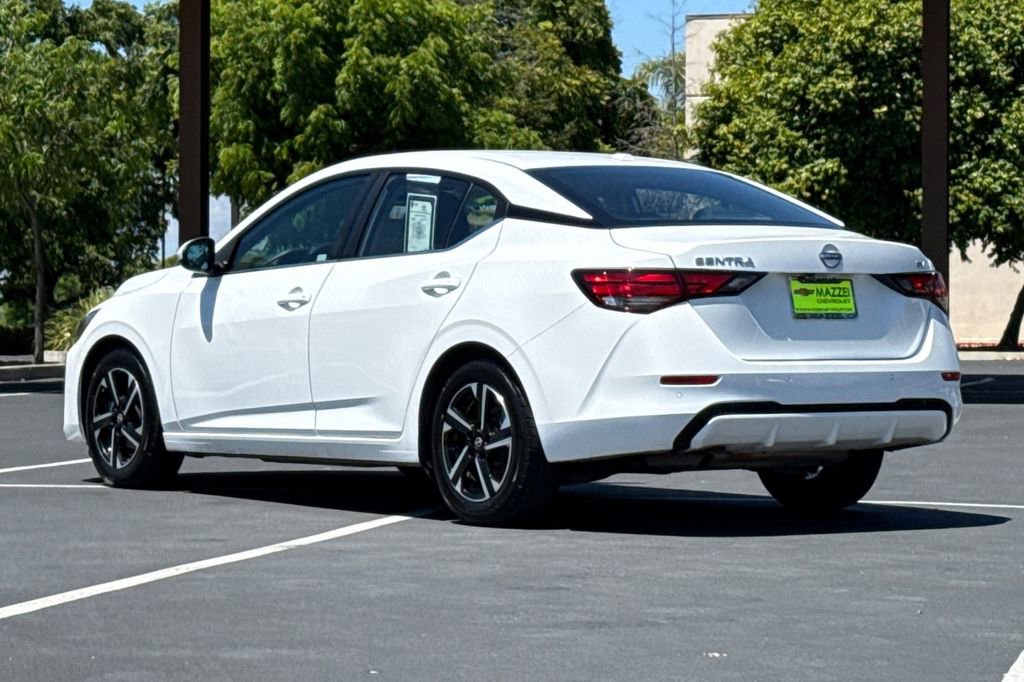 Used 2024 Nissan Sentra SV FWD image 3