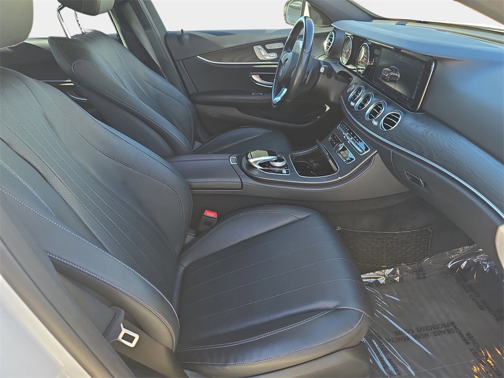 Used 2018 Mercedes-Benz E 300 image 12