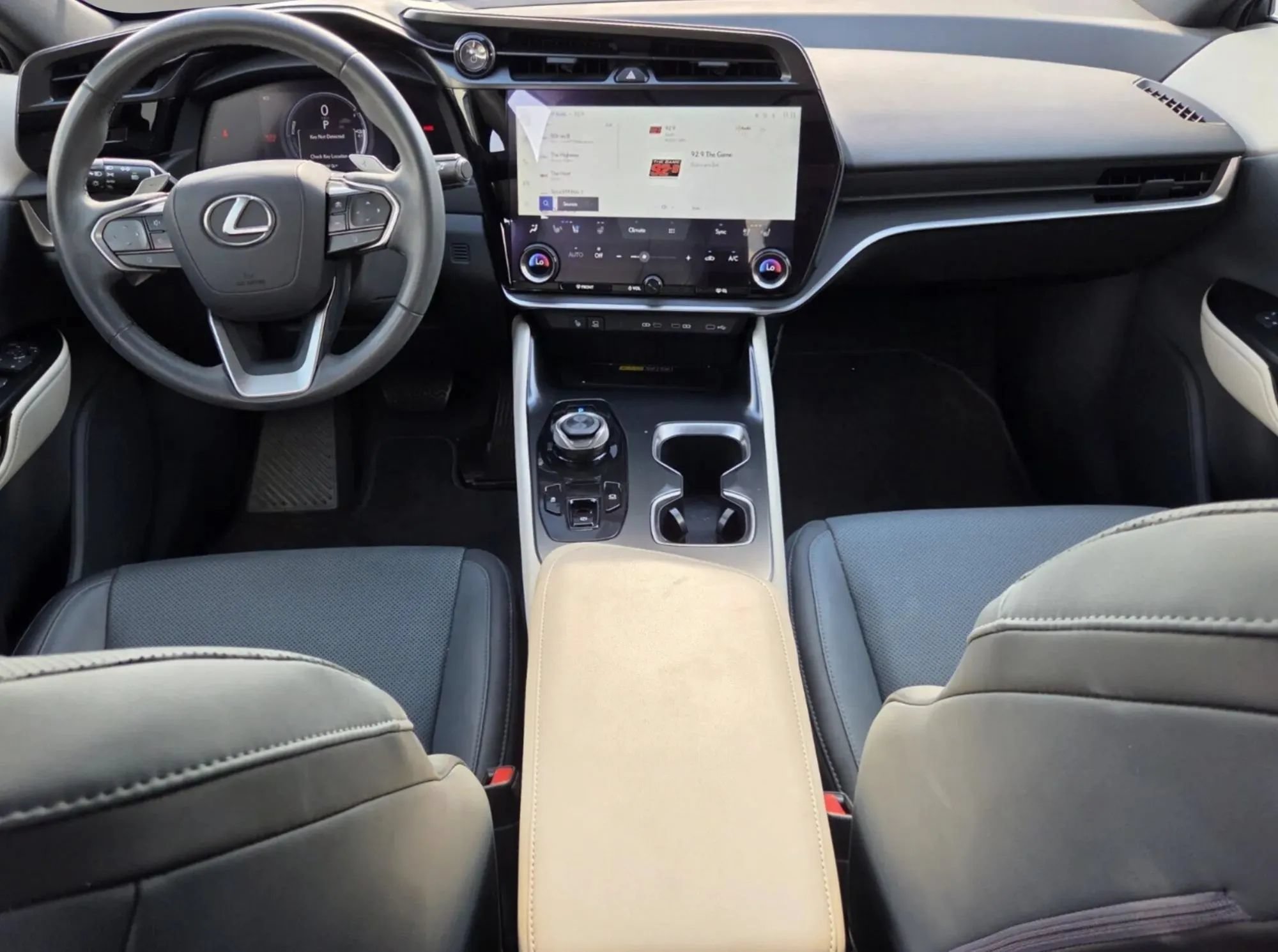 Used 2023 Lexus RZ 450e Premium w/ Accessory Package (2T) AWD/4WD image 17