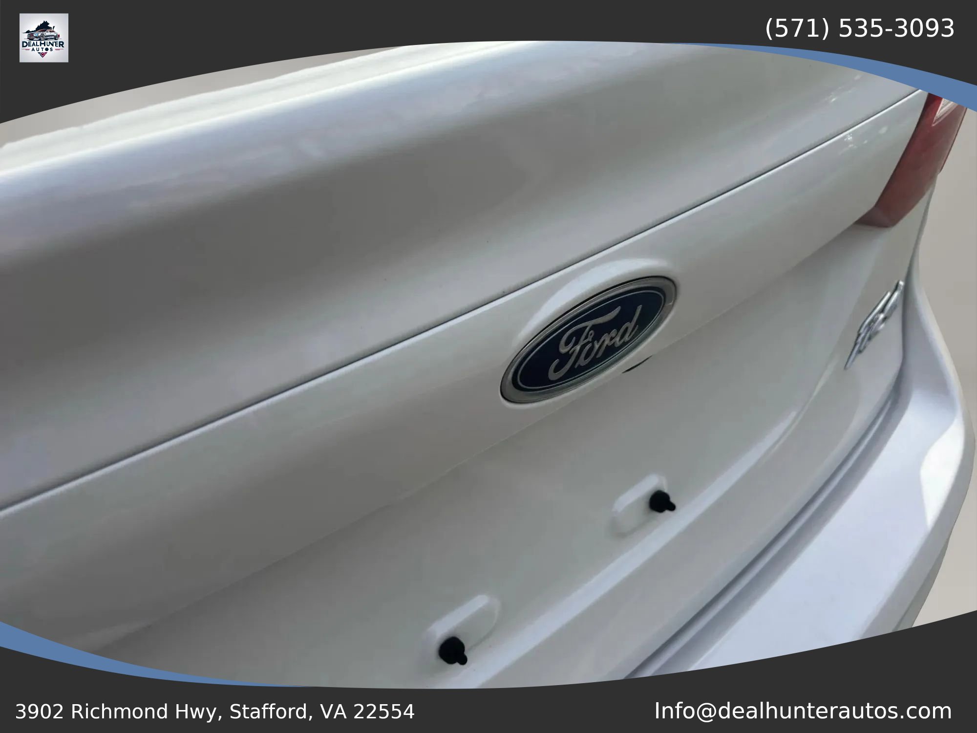 Used 2016 Ford Fiesta Titanium FWD image 13