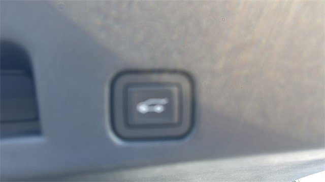 Certified 2025 GMC Acadia Elevation image 5