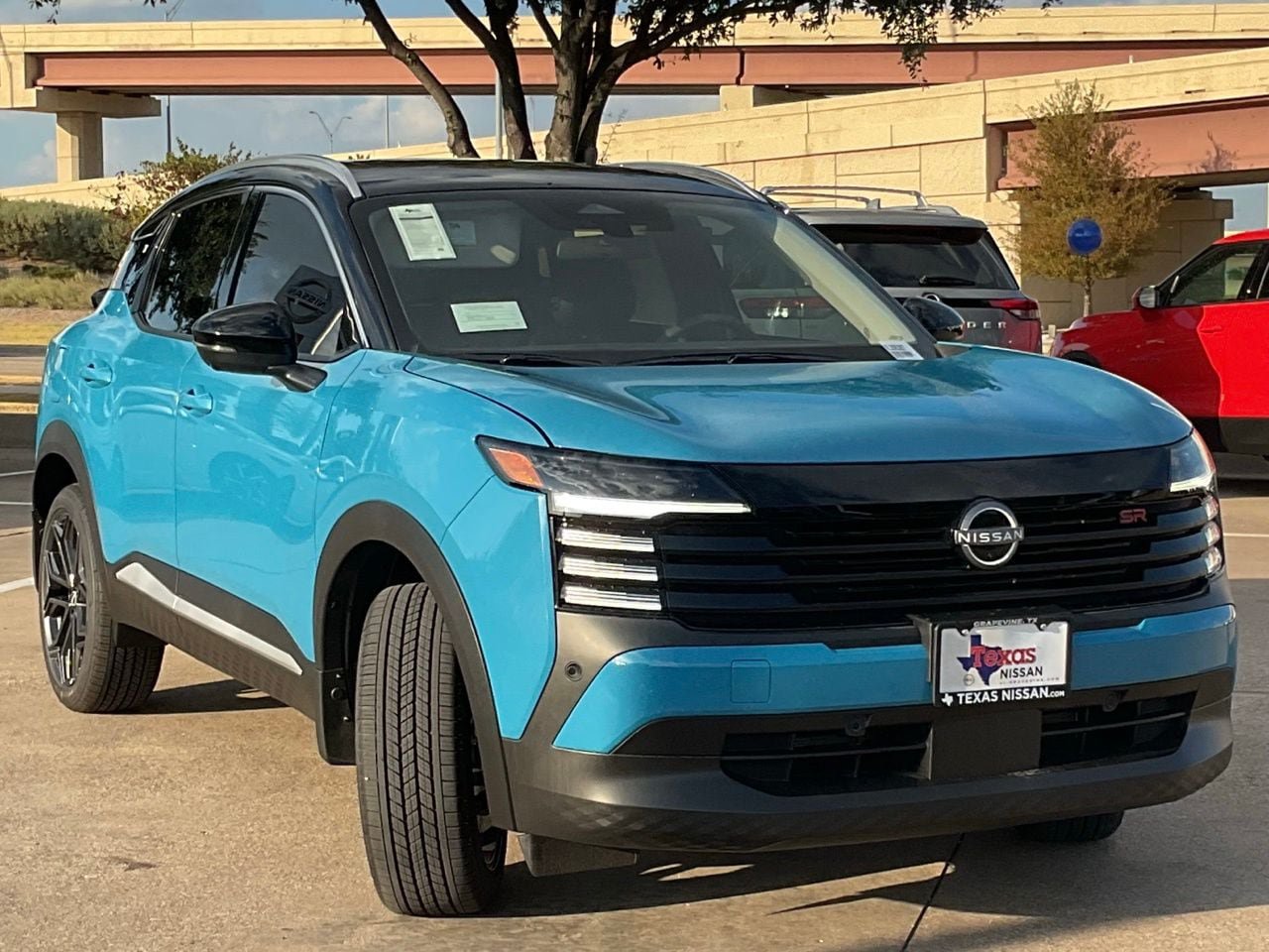 New 2027 Nissan Kicks SR FWD image 3