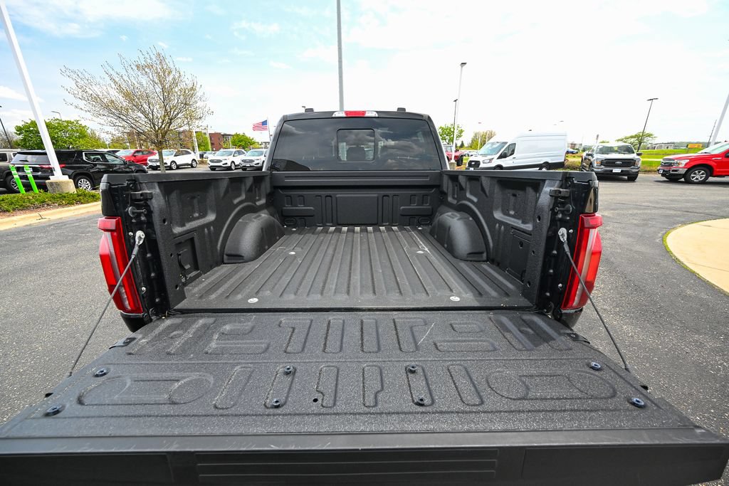 Used 2025 Ford F150 Lariat AWD/4WD image 17