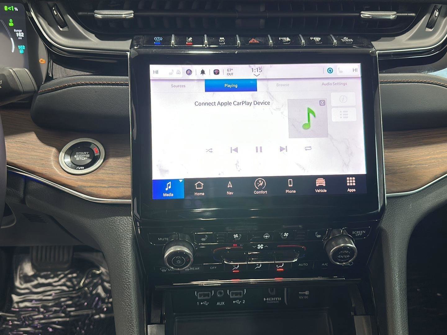 Used 2023 Jeep Grand Cherokee Summit w/ Luxury Tech Group V image 13