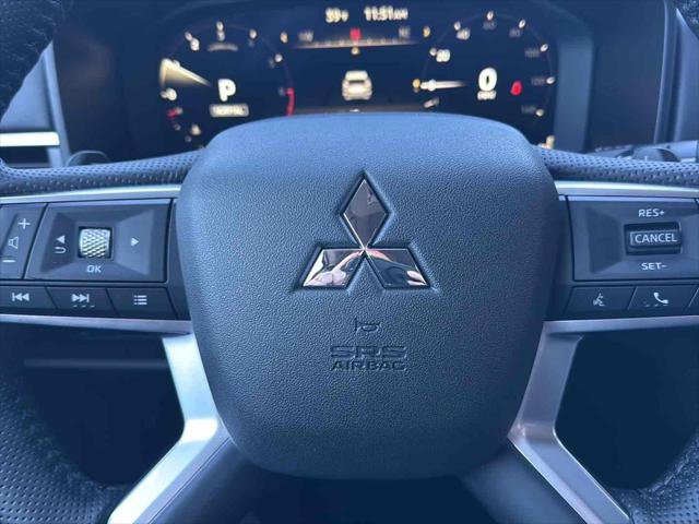 New 2026 Mitsubishi Outlander SE image 15