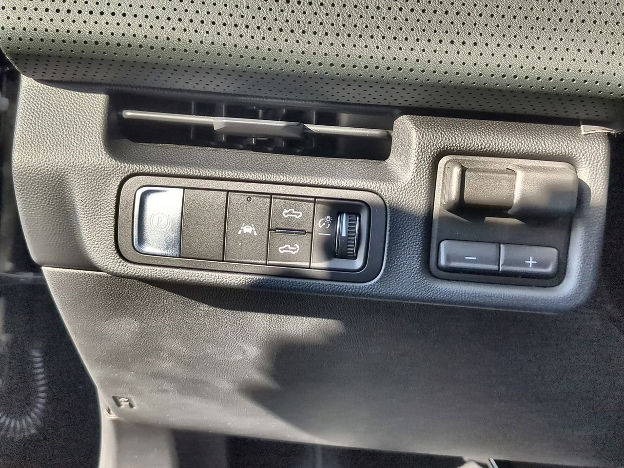 New 2026 GMC Sierra EV AT4 w/ AT4 Premium Package image 17