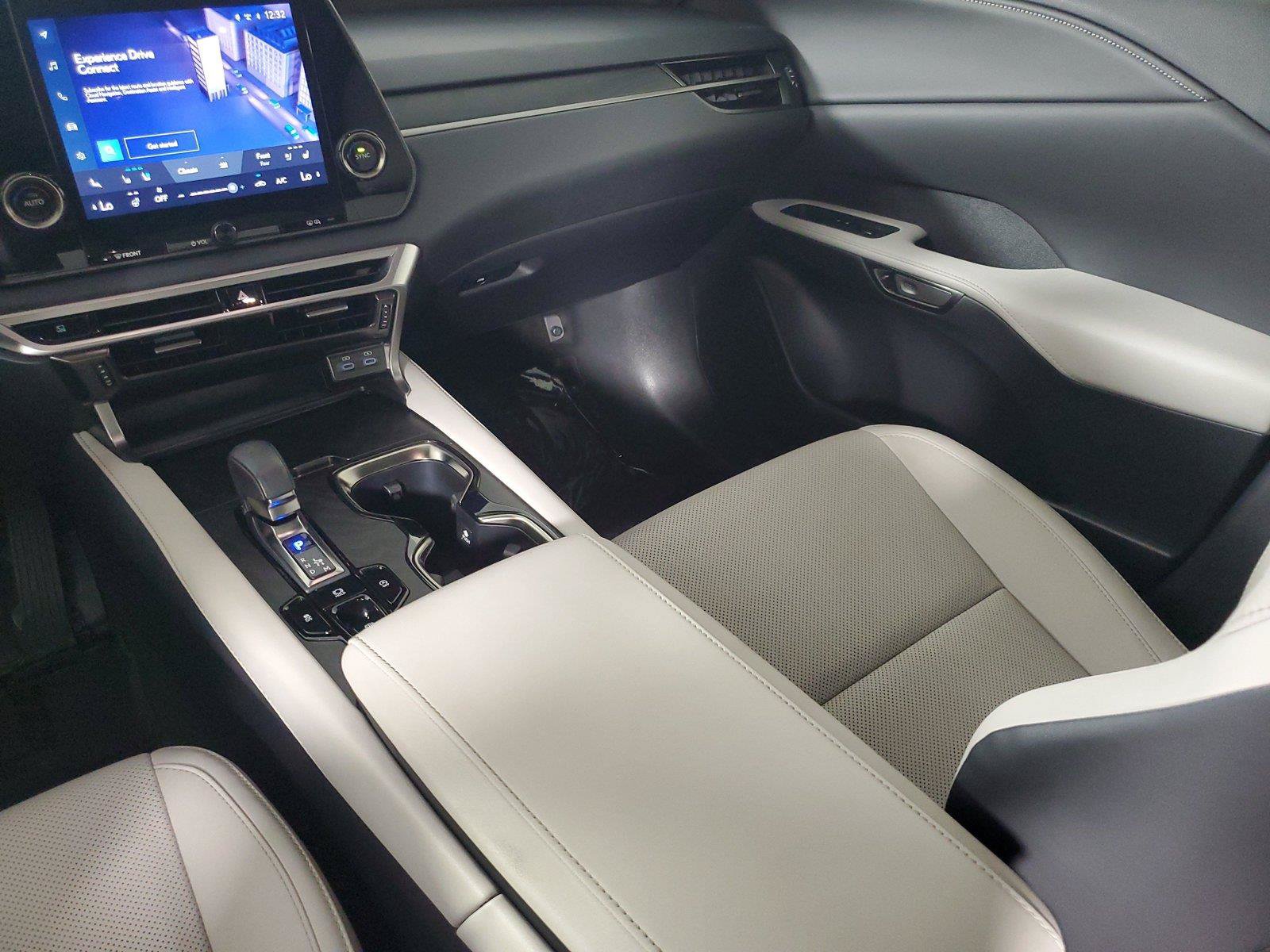 Used 2023 Lexus RX 350 Premium w/ Cold Area Package FWD image 17