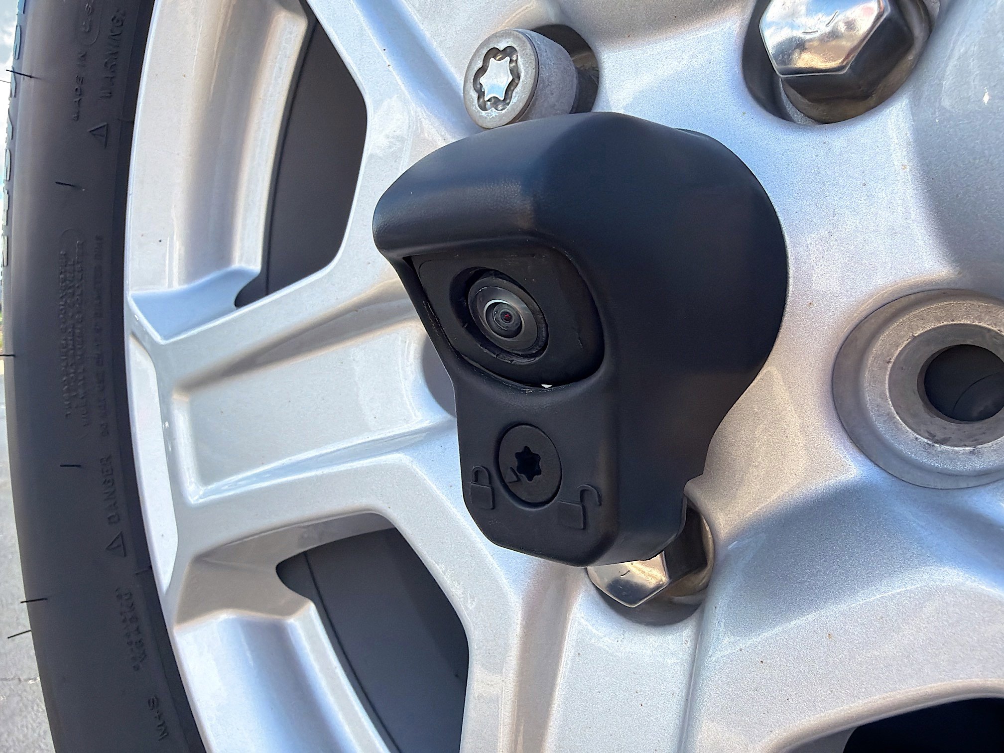 Used 2022 Jeep Wrangler Unlimited Sport AWD/4WD image 13