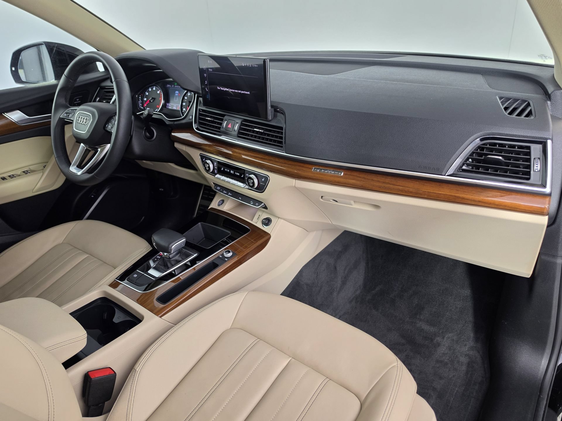Used 2024 Audi Q5 Premium AWD/4WD image 31