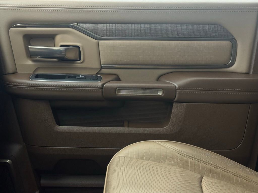 Used 2022 RAM 3500 Limited image 43