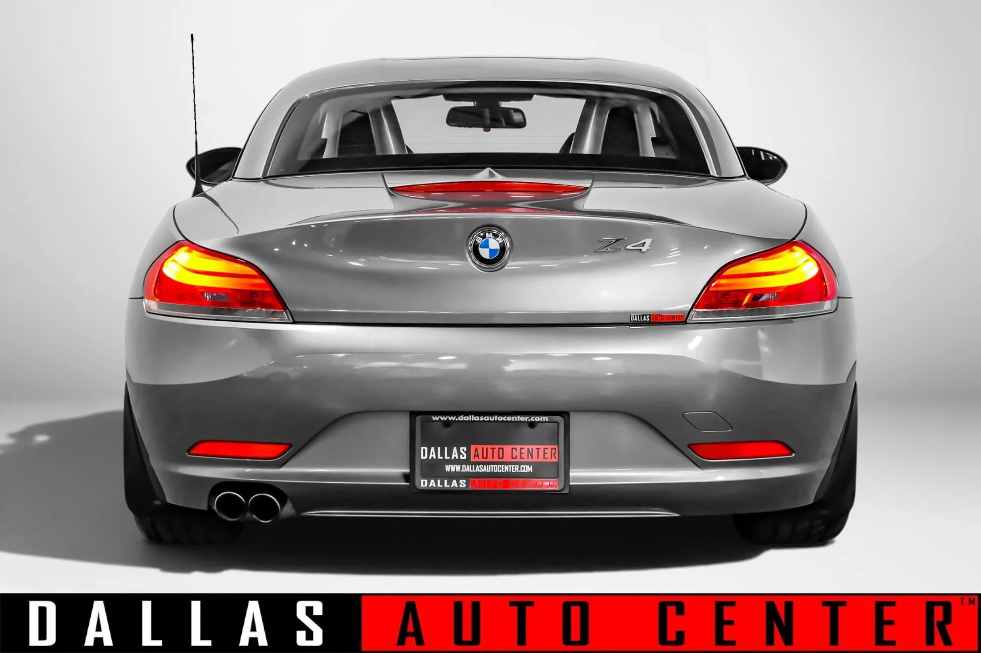 Used 2010 BMW Z4 sDrive30i RWD image 6