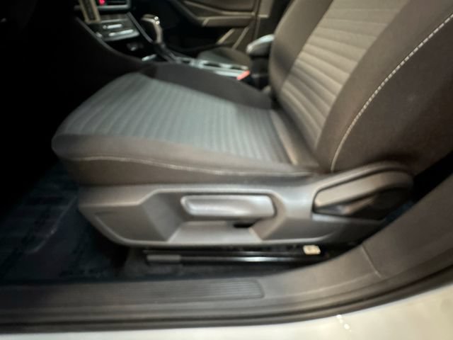 Certified 2025 Volkswagen Jetta S FWD image 15