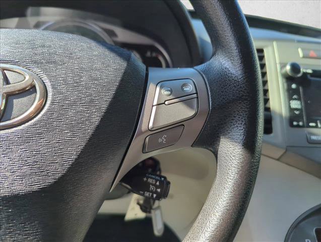 Used 2010 Toyota Venza FWD image 18