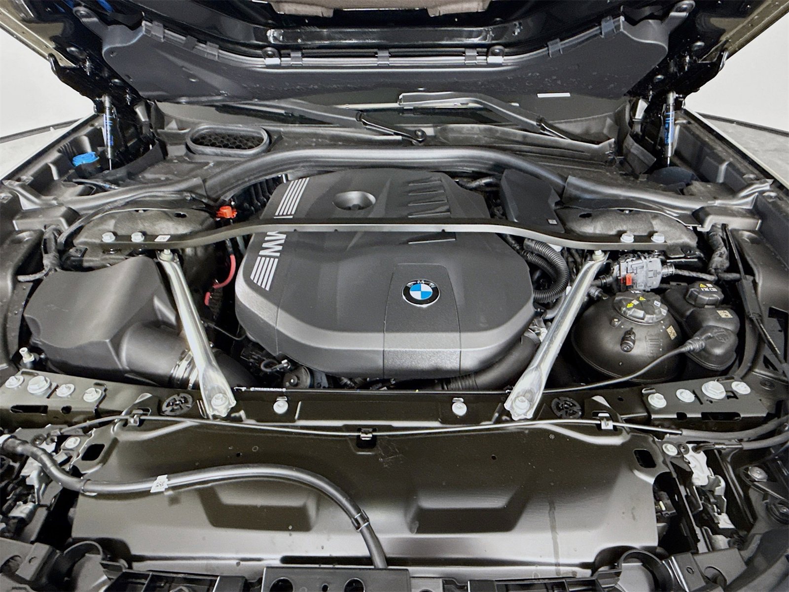 New 2026 BMW 740i w/ Premium Package image 32
