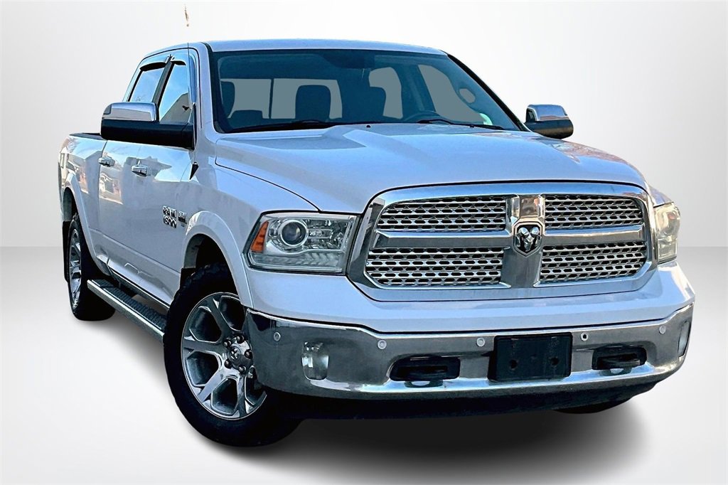Used 2017 RAM 1500 Laramie image 3