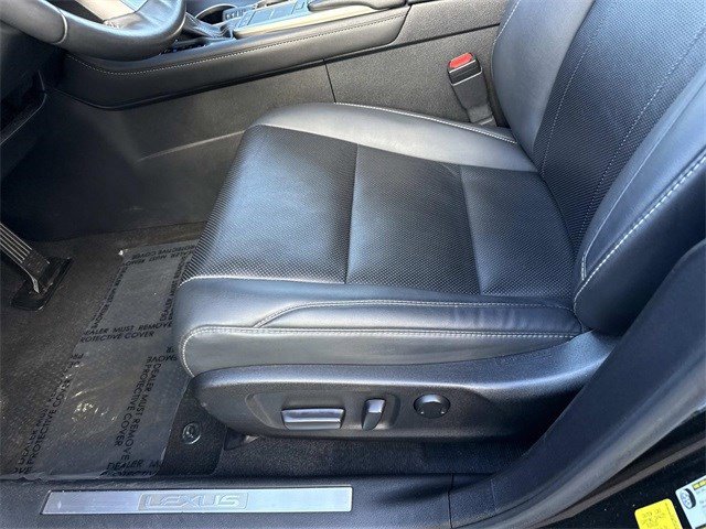 Used 2022 Lexus RX 450h AWD w/ Premium Package image 15