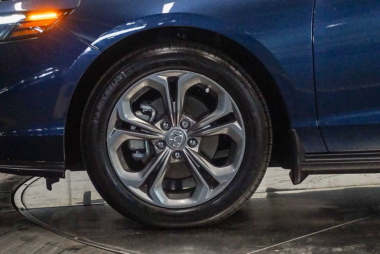 Used 2024 Honda Accord EX image 9