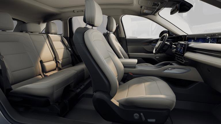 New 2025 Lincoln Nautilus Premier w/ Equipment Group 102A image 6