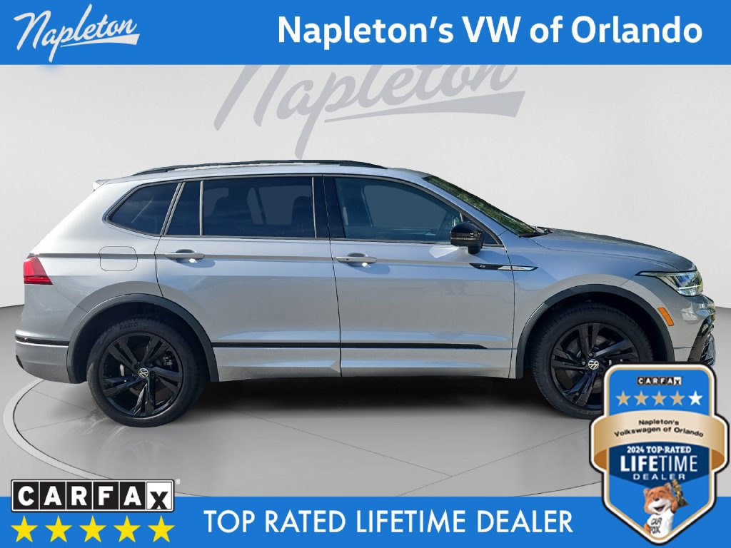 Used 2024 Volkswagen Tiguan SE R-Line AWD/4WD image 7