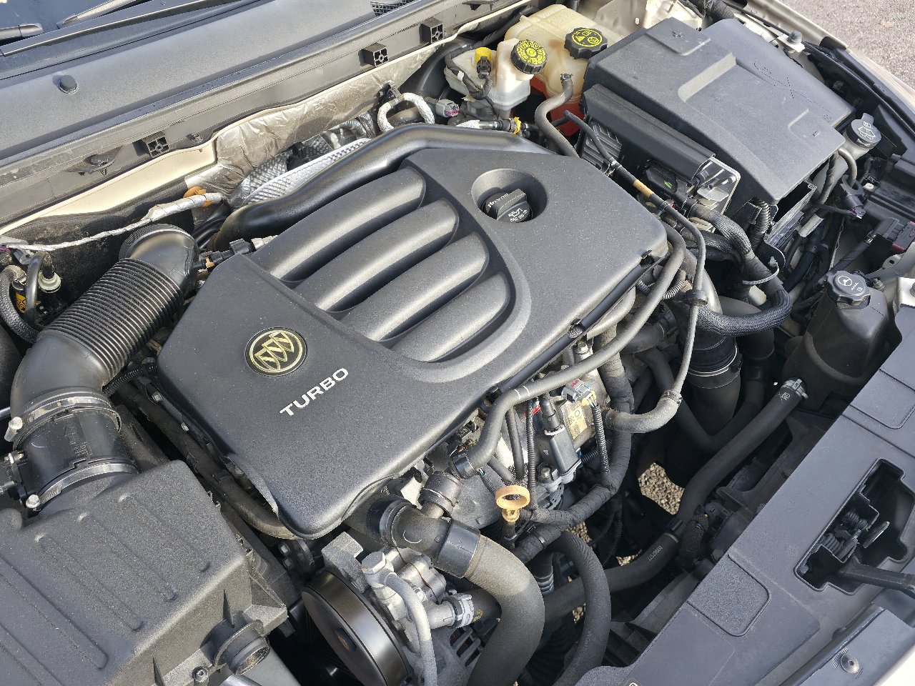 Used 2012 Buick Regal Premium image 13