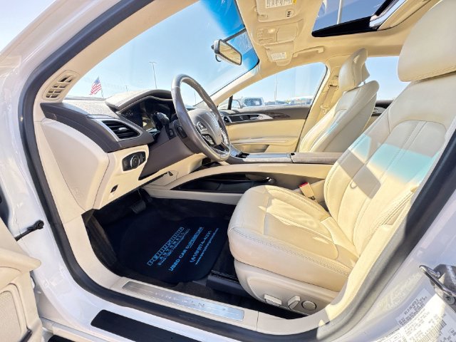 Used 2013 Lincoln MKZ FWD image 10