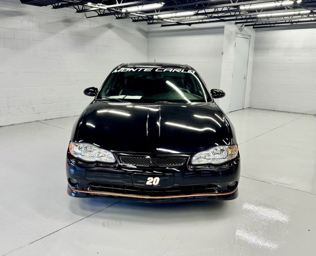 Used 2005 Chevrolet Monte Carlo SS image 2