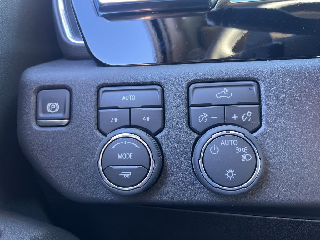 New 2026 Chevrolet Silverado 1500 LT w/ All Star Edition Plus image 16