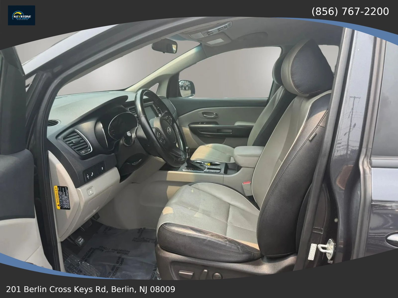Used 2021 Kia Sedona EX FWD image 11