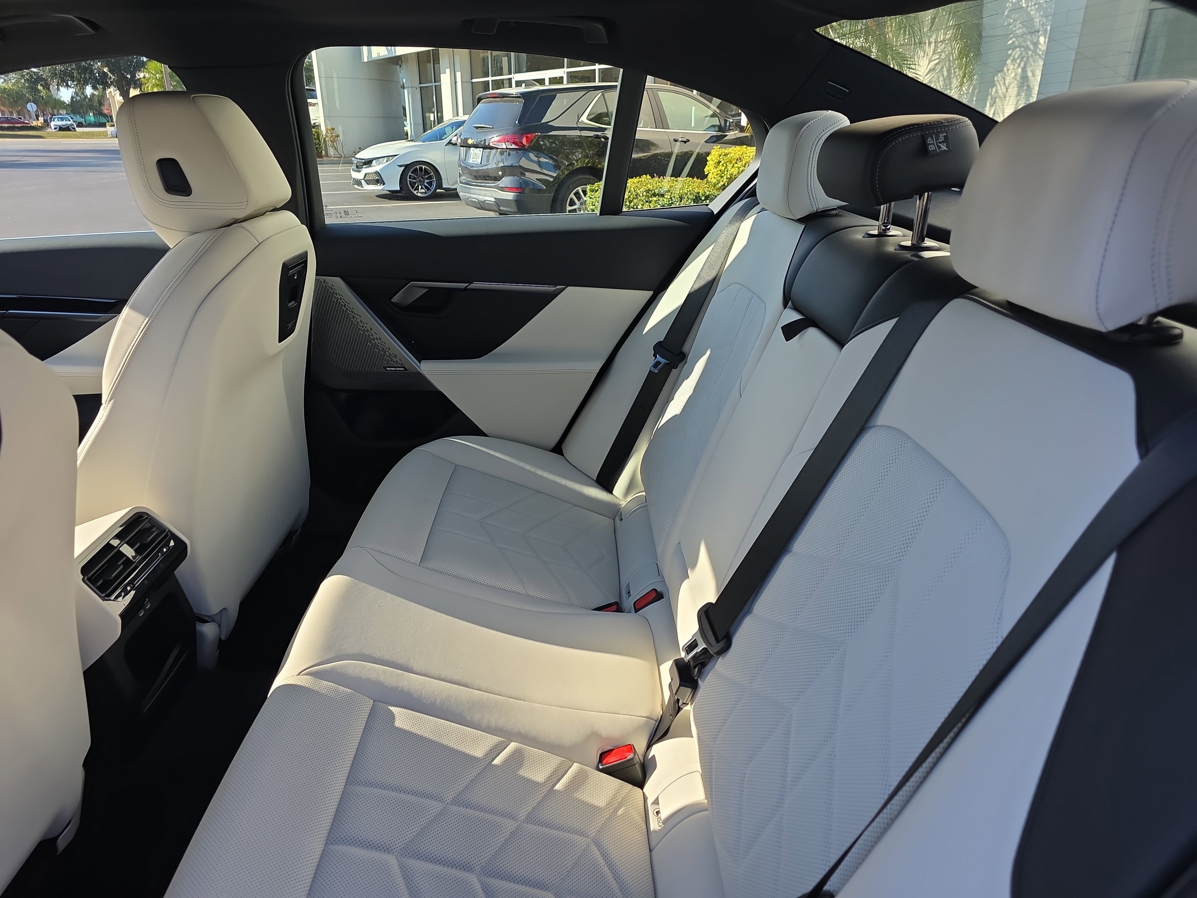 Used 2025 BMW 530i 530i image 10