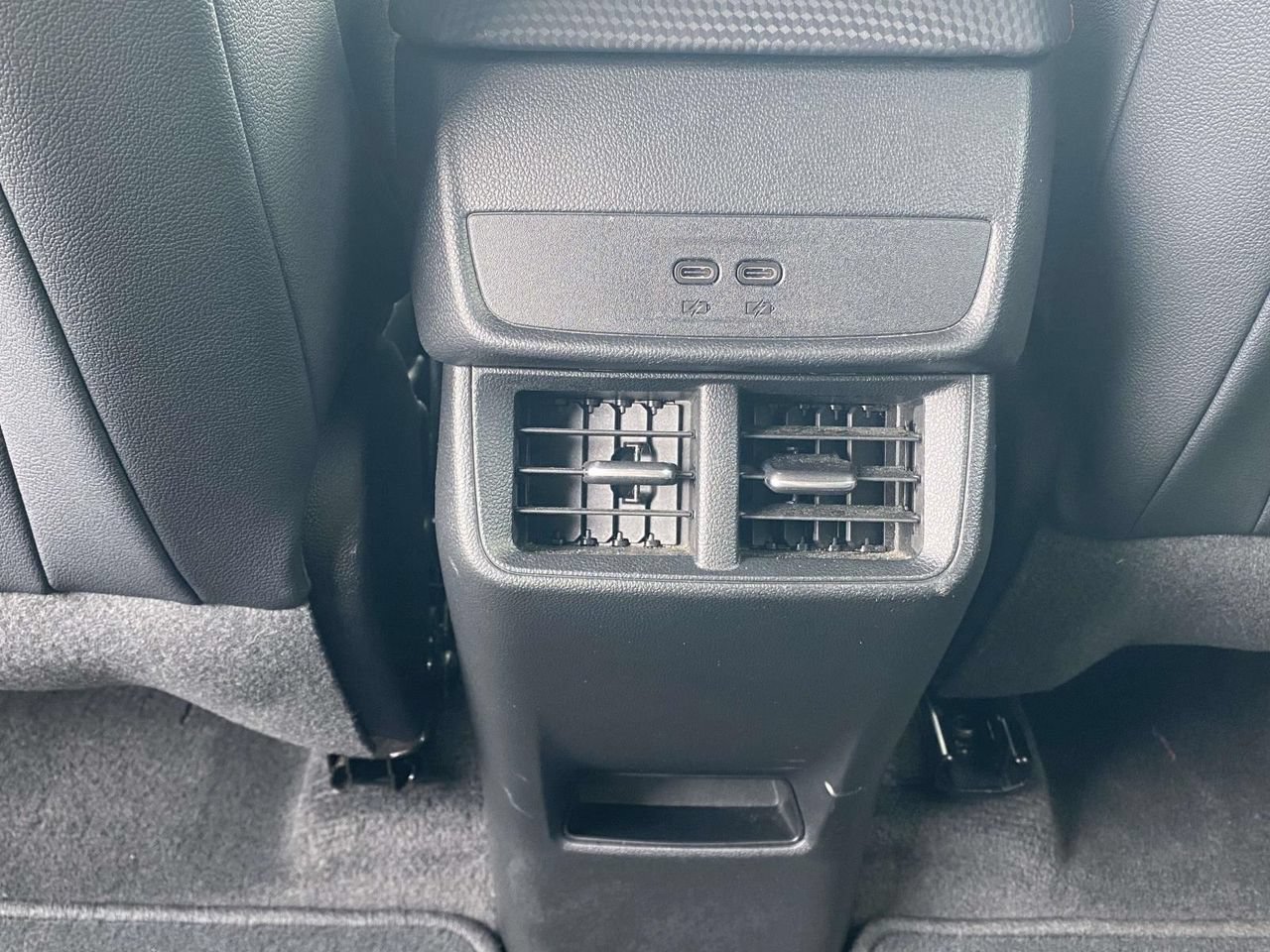 Used 2025 Chevrolet Equinox RS w/ Safety and Technology Package FWD image 12
