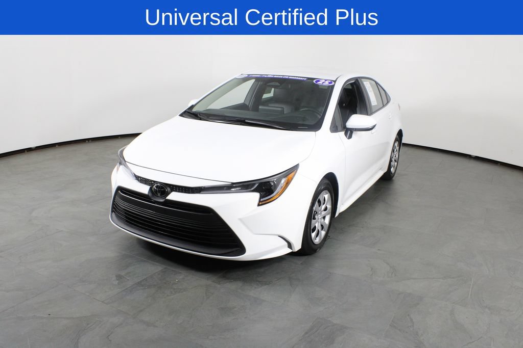 Used 2025 Toyota Corolla LE w/ Convenience Package FWD image 2
