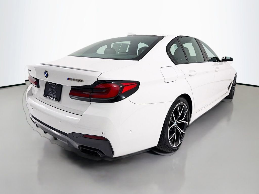 Used 2021 BMW M550i xDrive w/ Dynamic Handling Package image 9